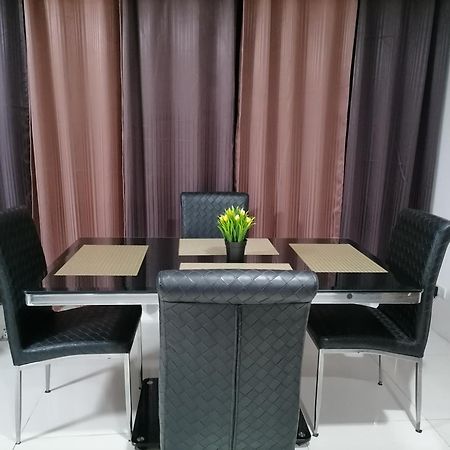 Roxas Blvd Stunning Studio Condo Near Us Embassy Manila Eksteriør billede
