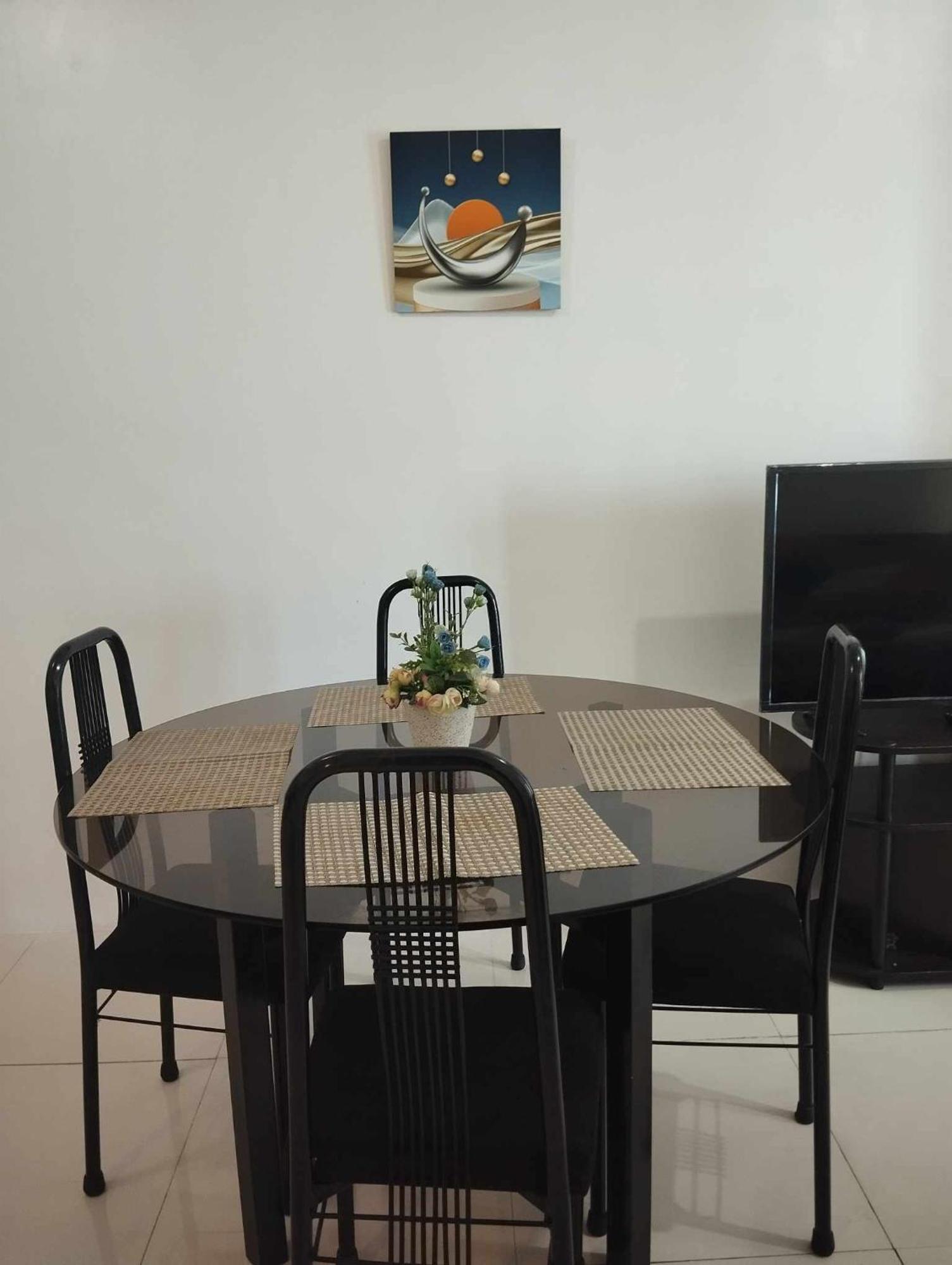 Roxas Blvd Stunning Studio Condo Near Us Embassy Manila Eksteriør billede